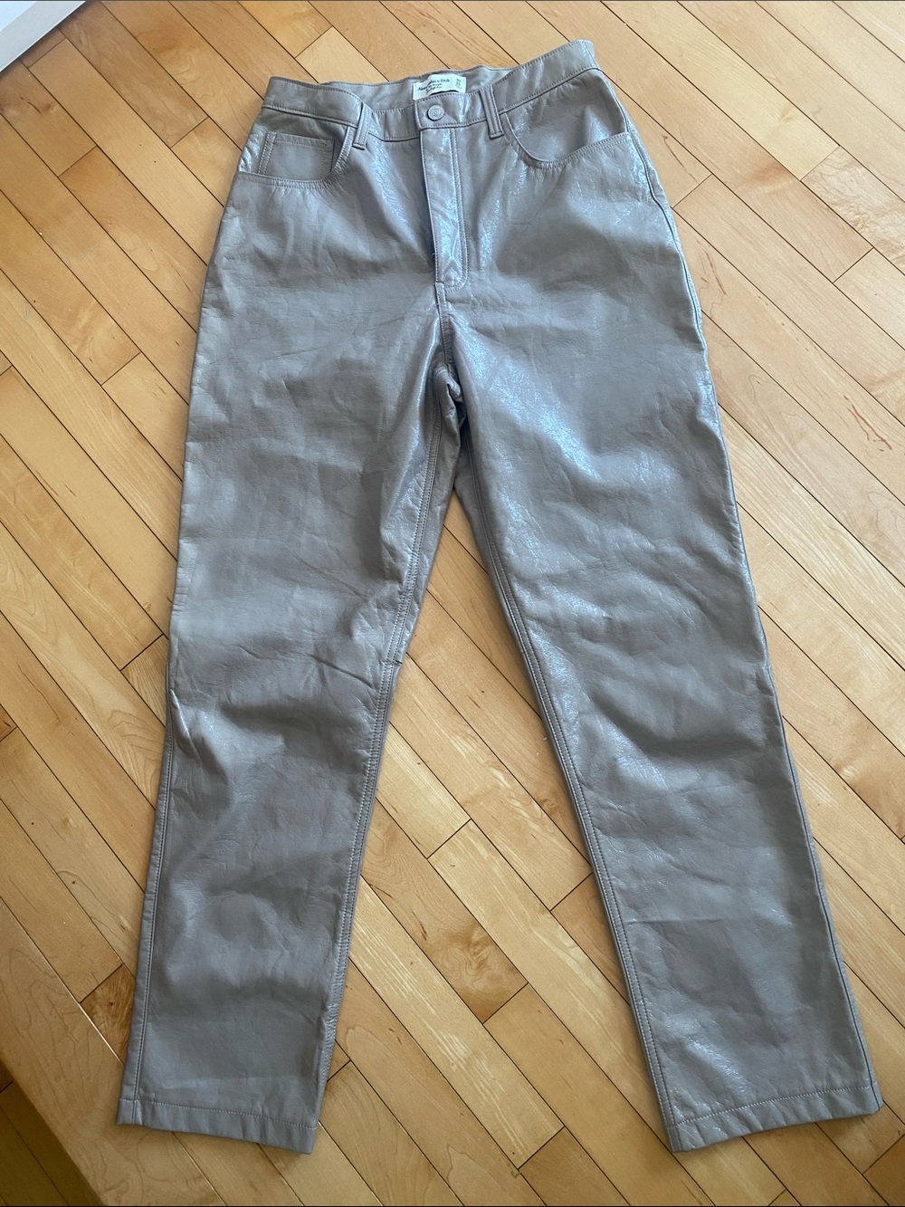 Abercrombie & Fitch Ultra High Rise Taupe  Faux-Leather Pants w shine Size 10